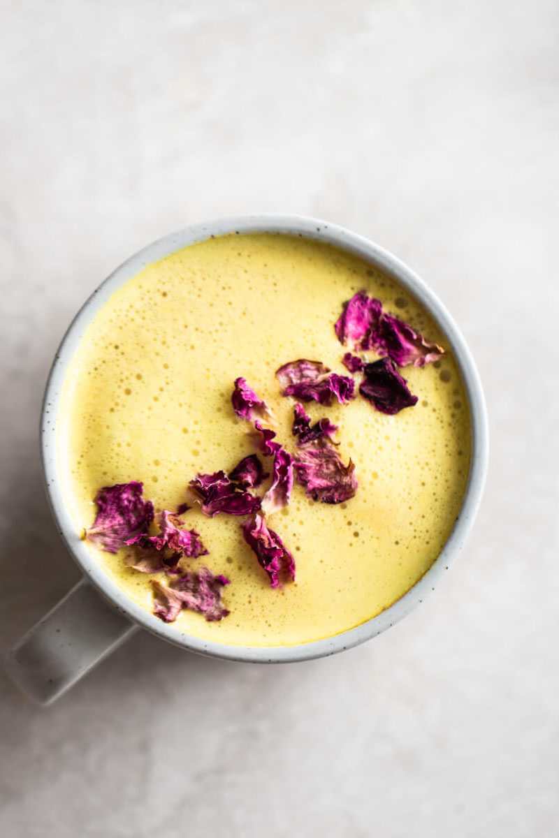 Turmeric-Latte-Golden-Milk-Recipe-1